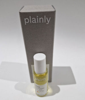 Plainly Nagel- en Nagelriemolie, roll-on flesje 5 ml met verpakking